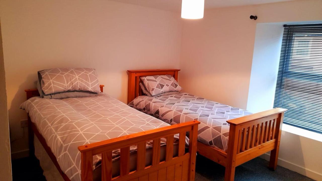 Ballycastle Accommodation - Ash Tree House エクステリア 写真